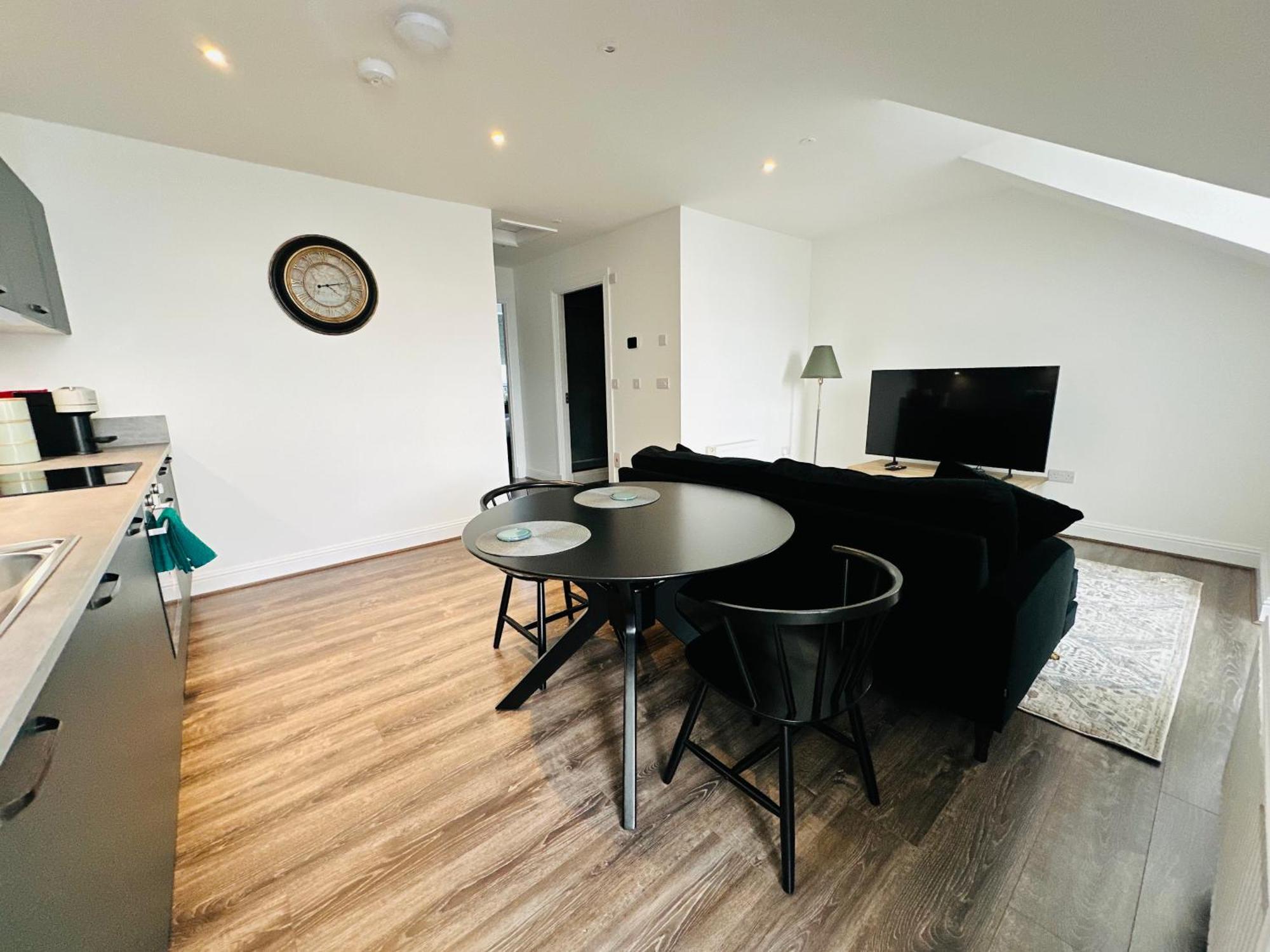 Barnet House Serviced Apartments 던펌린 외부 사진