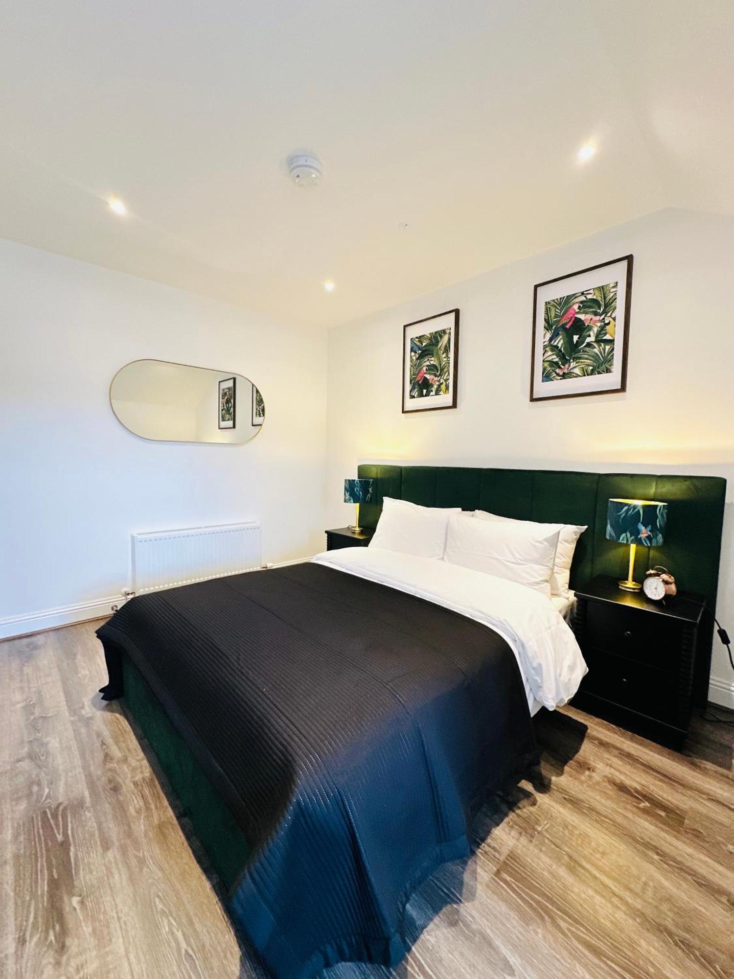 Barnet House Serviced Apartments 던펌린 외부 사진