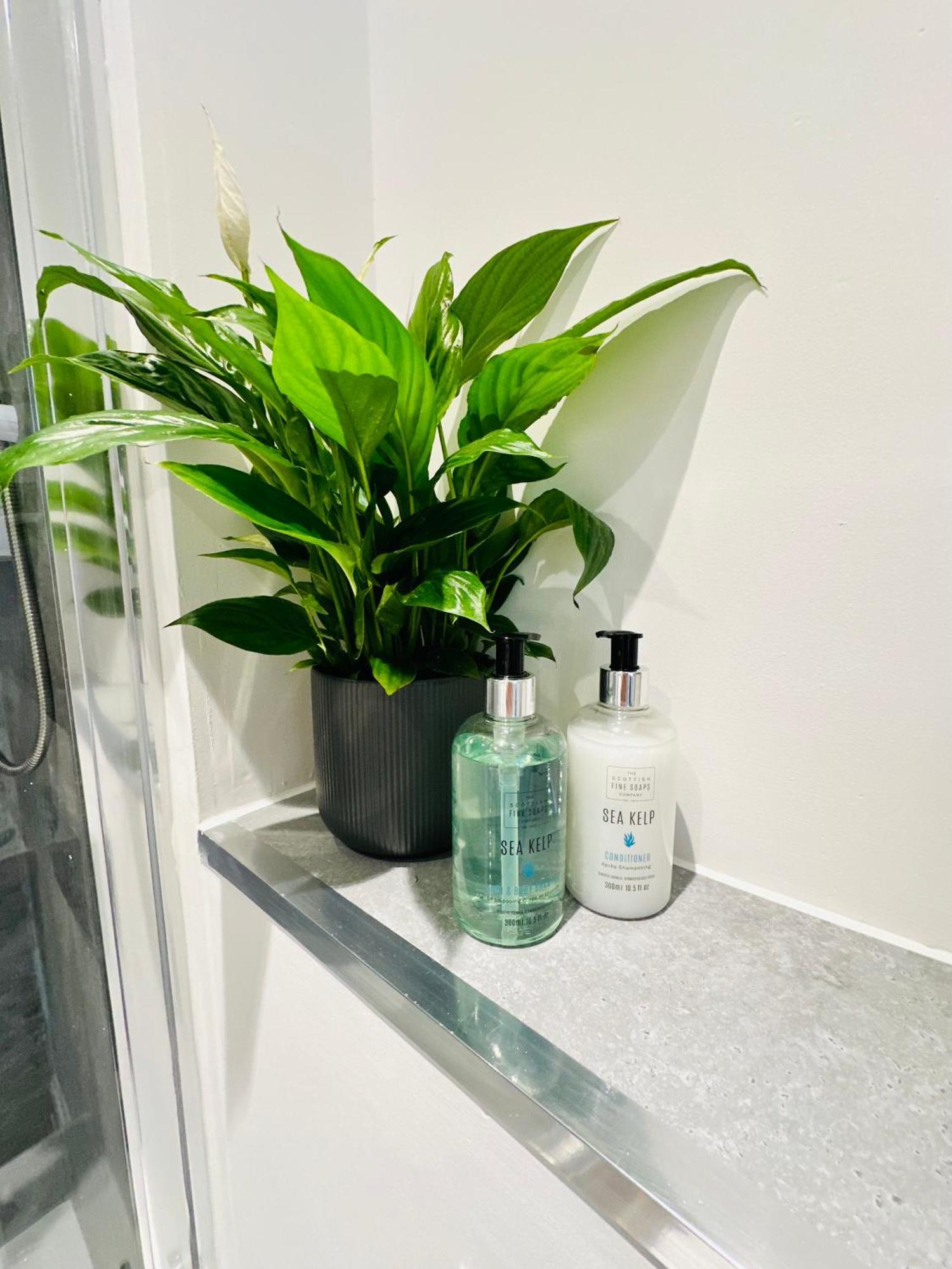 Barnet House Serviced Apartments 던펌린 외부 사진