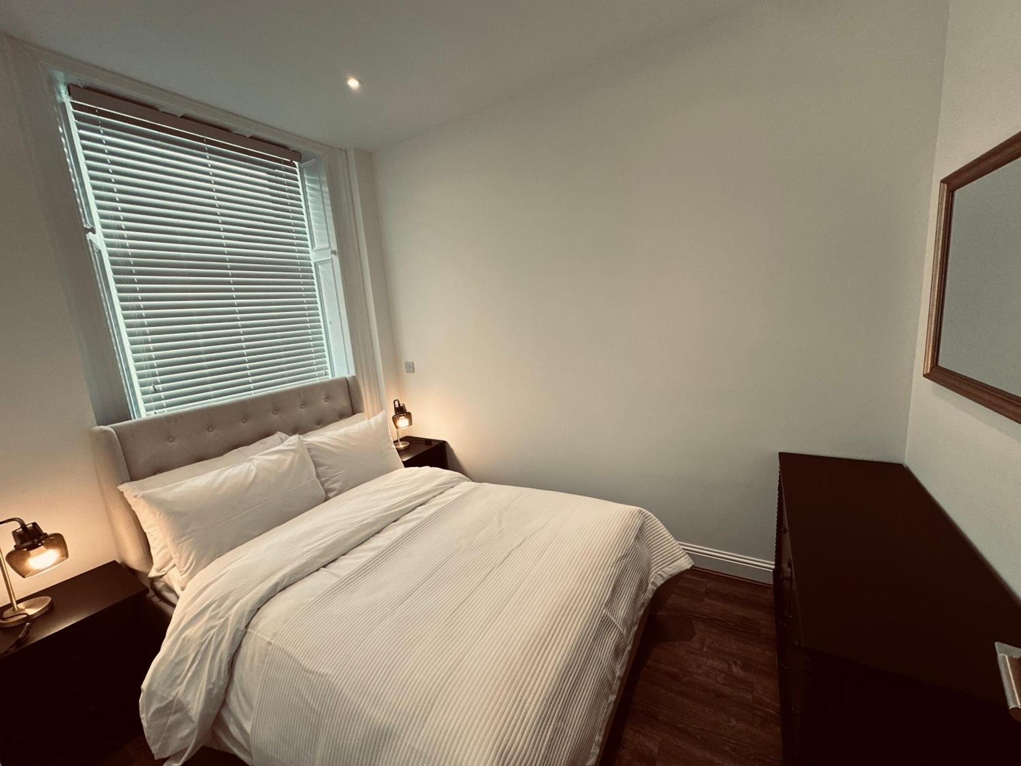 Barnet House Serviced Apartments 던펌린 외부 사진