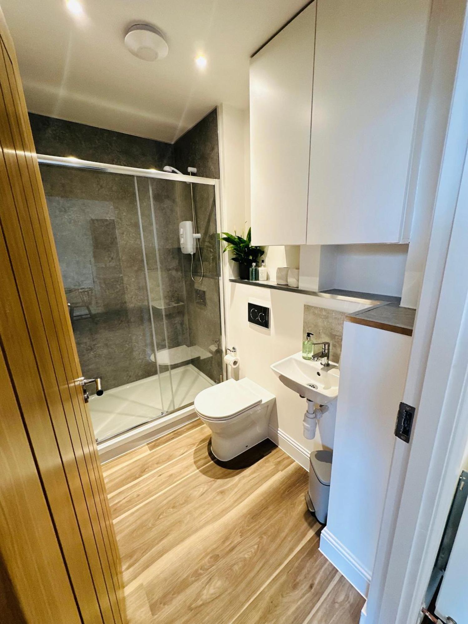 Barnet House Serviced Apartments 던펌린 외부 사진