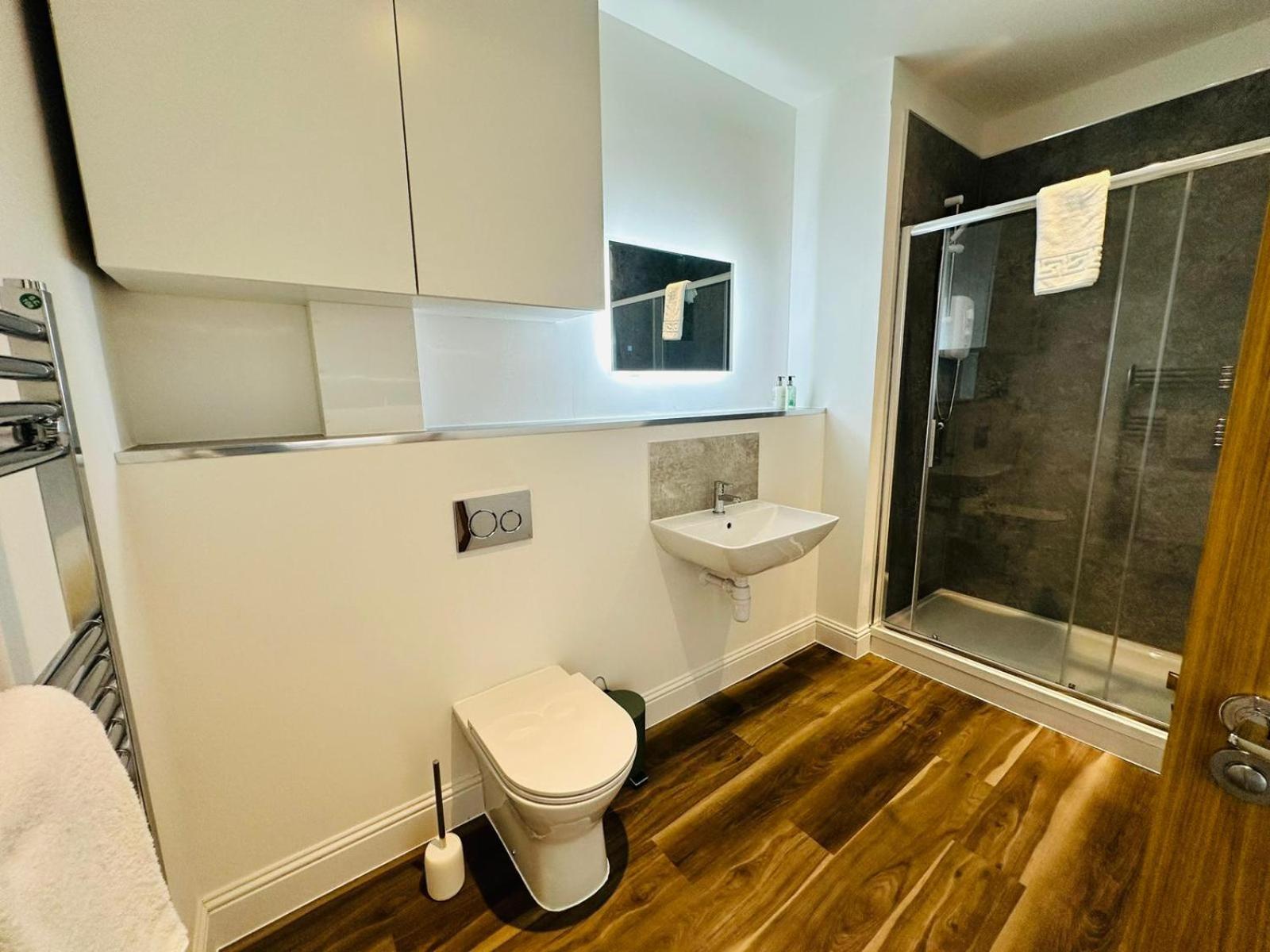Barnet House Serviced Apartments 던펌린 외부 사진